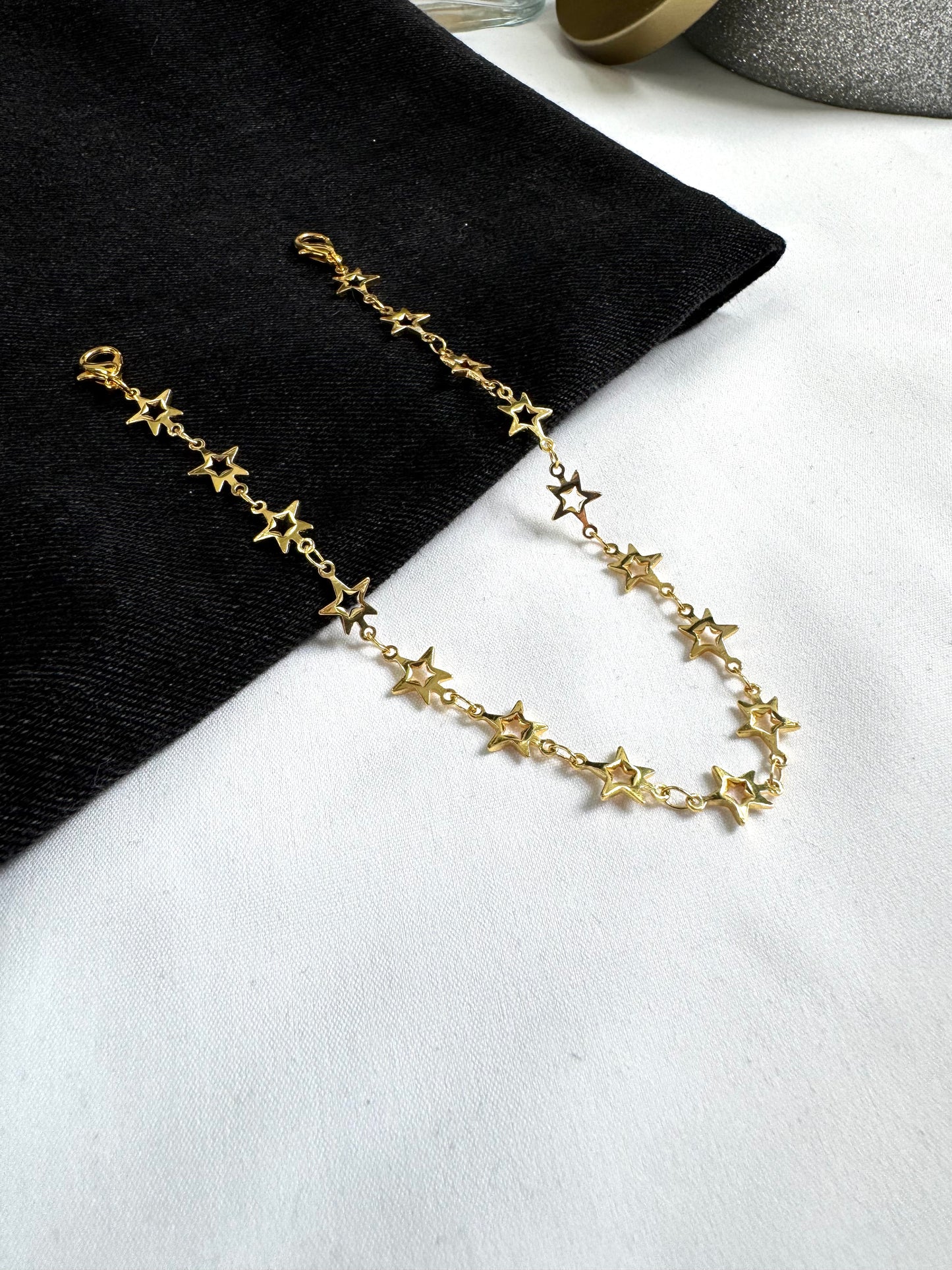 Star Trucker Hat Chain