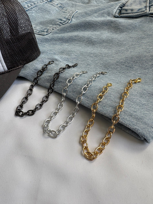 Cable Trucker Hat Chain
