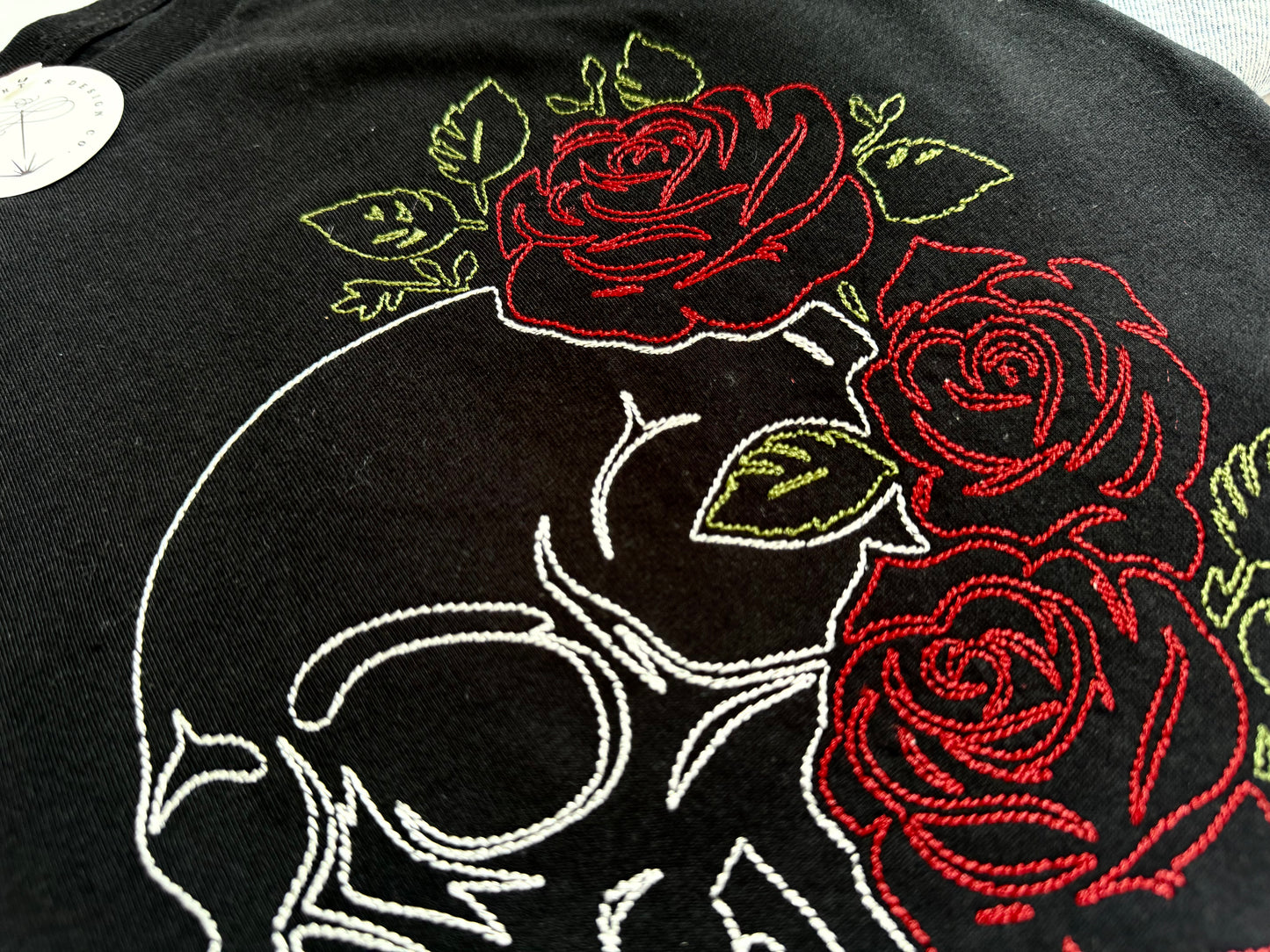 Skull & Roses Tee